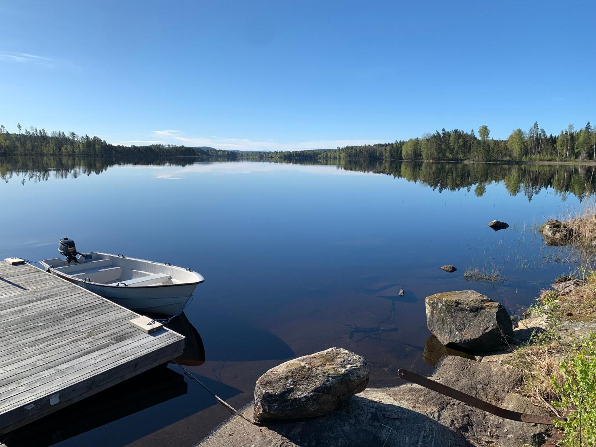 Cozy Cottage By The Lake, Charlottenberg Åmotfors Exterior foto